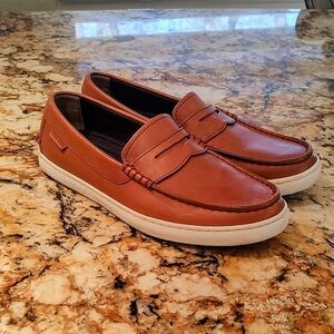 Men's Brown Leather Cole Haan Nantucket Penny Loafers. 8M